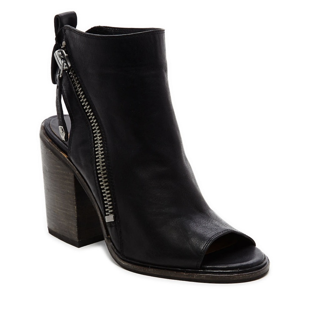 Dolce Vita Leather Port Bootie